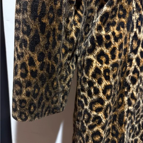 Vintage Leopard Print Women's Coat - Picture 7 of 9